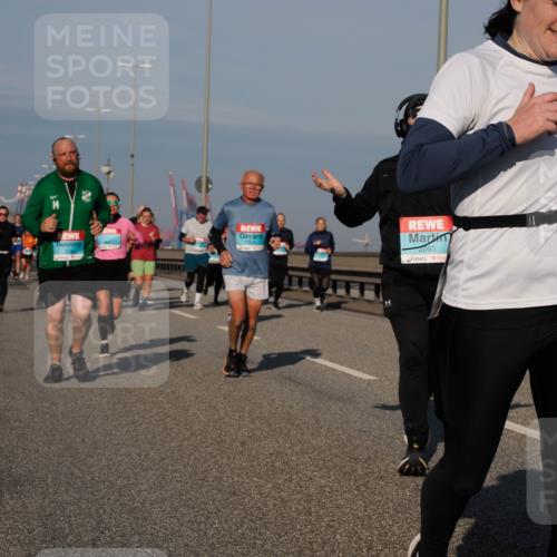 03.10.2025 - Köhlbrandbrückenlauf Fabian Wolf http://msf.ph/oto/9045001 03.10.2025 09:57:31 Position 3 1523, 2093 meine-sportfotos.de
