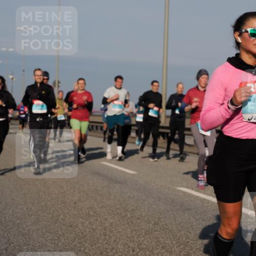 03.10.2025 - Köhlbrandbrückenlauf Fabian Wolf http://msf.ph/oto/9045124 03.10.2025 09:57:35 Position 3 3827 meine-sportfotos.de