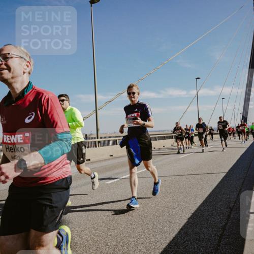 03.10.2025 - Köhlbrandbrückenlauf Michael Burmester http://msf.ph/oto/9045143 03.10.2025 12:27:16 Position 1 4421 meine-sportfotos.de