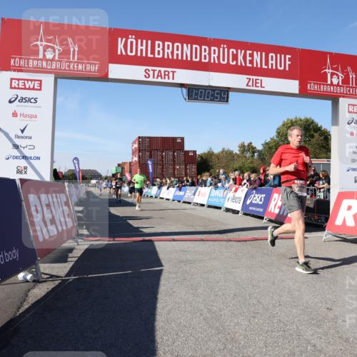 03.10.2025 - Köhlbrandbrückenlauf Lena Gebhardt http://msf.ph/oto/9045151 03.10.2025 13:00:54 Ziel 4018, 4069, 4177, 4407, 4512, 4820, 6042, 6464, 6525 meine-sportfotos.de