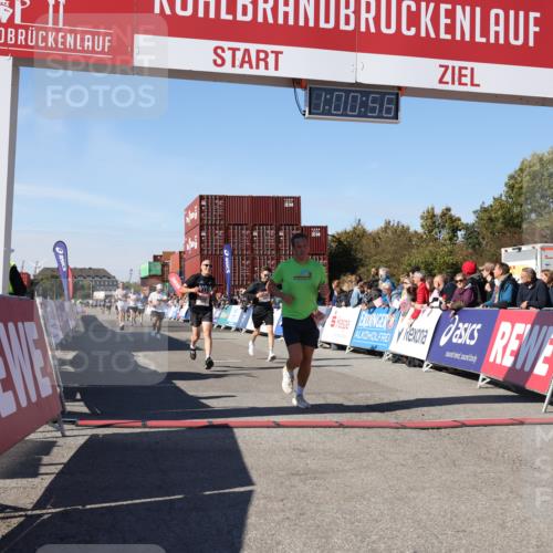 03.10.2025 - Köhlbrandbrückenlauf Lena Gebhardt http://msf.ph/oto/9045183 03.10.2025 13:00:56 Ziel 4069, 4177, 4407, 4425, 4512, 4820, 6042, 6464, 6525 meine-sportfotos.de