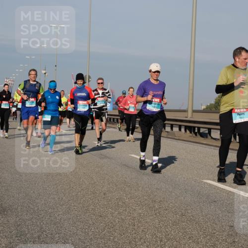 03.10.2025 - Köhlbrandbrückenlauf Fabian Wolf http://msf.ph/oto/9045226 03.10.2025 09:57:41 Position 3 2986, 1665 meine-sportfotos.de