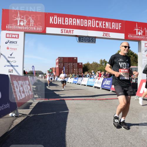 03.10.2025 - Köhlbrandbrückenlauf Lena Gebhardt http://msf.ph/oto/9045240 03.10.2025 13:00:59 Ziel 4069, 4140, 4177, 4407, 4425, 4512, 4820, 6464 meine-sportfotos.de