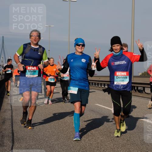 03.10.2025 - Köhlbrandbrückenlauf Fabian Wolf http://msf.ph/oto/9045312 03.10.2025 09:57:44 Position 3 3691, 2951, 2938, 1431 meine-sportfotos.de