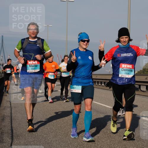 03.10.2025 - Köhlbrandbrückenlauf Fabian Wolf http://msf.ph/oto/9045317 03.10.2025 09:57:44 Position 3 3691, 2147, 2951, 2938, 1431 meine-sportfotos.de