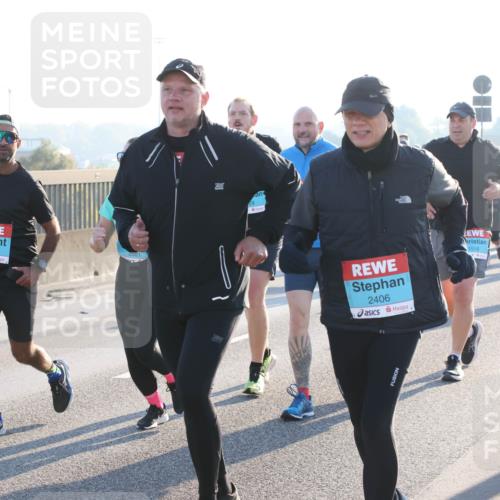 03.10.2025 - Köhlbrandbrückenlauf Lena Gebhardt http://msf.ph/oto/9045417 03.10.2025 09:27:42 Position 1 2375, 2676, 2406, 1518 meine-sportfotos.de