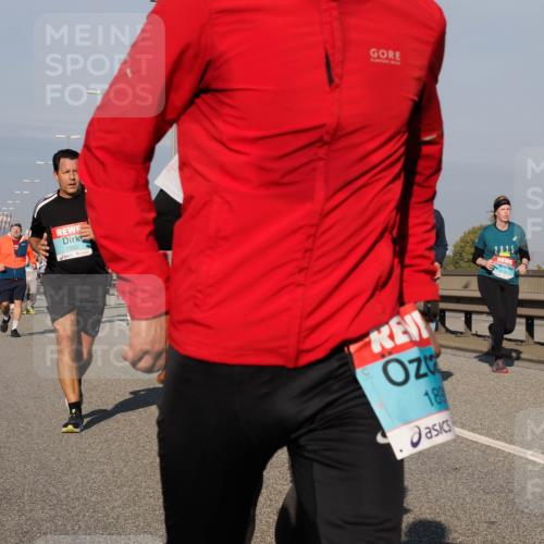 03.10.2025 - Köhlbrandbrückenlauf Fabian Wolf http://msf.ph/oto/9045458 03.10.2025 09:57:49 Position 3 1202, 189 meine-sportfotos.de