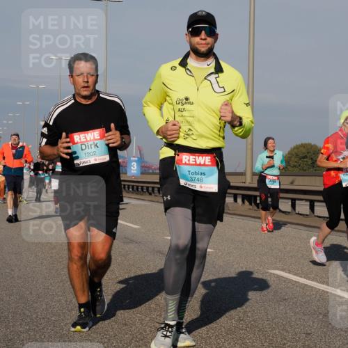 03.10.2025 - Köhlbrandbrückenlauf Fabian Wolf http://msf.ph/oto/9045506 03.10.2025 09:57:51 Position 3 1202, 3, 3748, 3796 meine-sportfotos.de