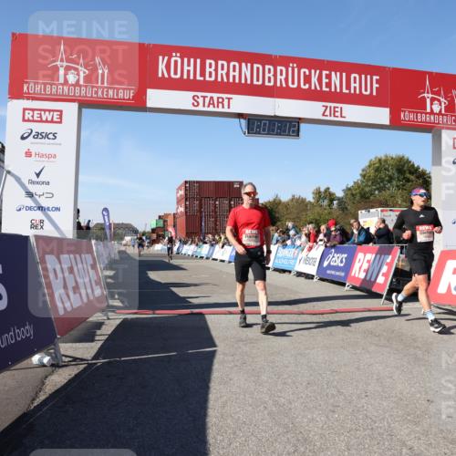 03.10.2025 - Köhlbrandbrückenlauf Lena Gebhardt http://msf.ph/oto/9045511 03.10.2025 13:01:12 Ziel 4039, 4140, 4425, 4737, 5779, 6614 meine-sportfotos.de