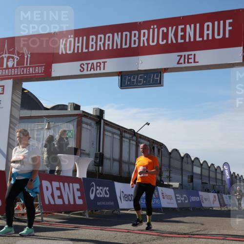 03.10.2025 - Köhlbrandbrückenlauf Luisa Fischer http://msf.ph/oto/9045520 03.10.2025 13:45:13 Ziel 5015, 6264 meine-sportfotos.de