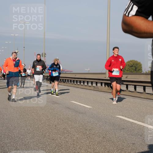 03.10.2025 - Köhlbrandbrückenlauf Fabian Wolf http://msf.ph/oto/9045564 03.10.2025 09:57:53 Position 3 2 meine-sportfotos.de