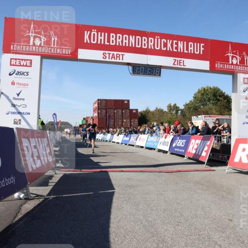 03.10.2025 - Köhlbrandbrückenlauf Lena Gebhardt http://msf.ph/oto/9045640 03.10.2025 13:01:19 Ziel 4199, 4737, 5779, 5915, 6187, 6307, 6614 meine-sportfotos.de