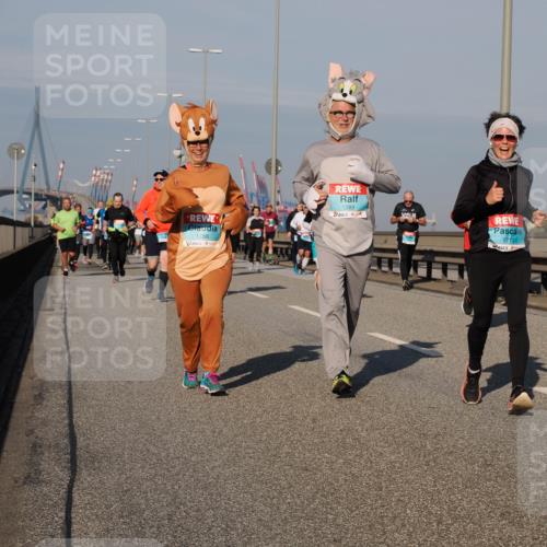 03.10.2025 - Köhlbrandbrückenlauf Fabian Wolf http://msf.ph/oto/9045676 03.10.2025 09:58:00 Position 3 1288, 1289, 1711 meine-sportfotos.de