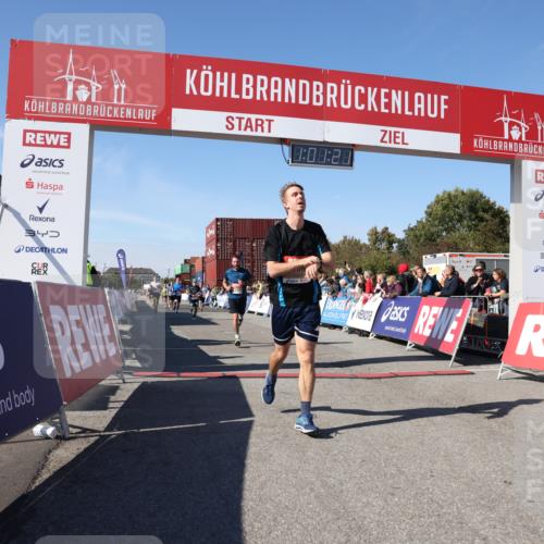 03.10.2025 - Köhlbrandbrückenlauf Lena Gebhardt http://msf.ph/oto/9045694 03.10.2025 13:01:22 Ziel 4199, 4304, 4737, 5915, 6187, 6307, 6775 meine-sportfotos.de
