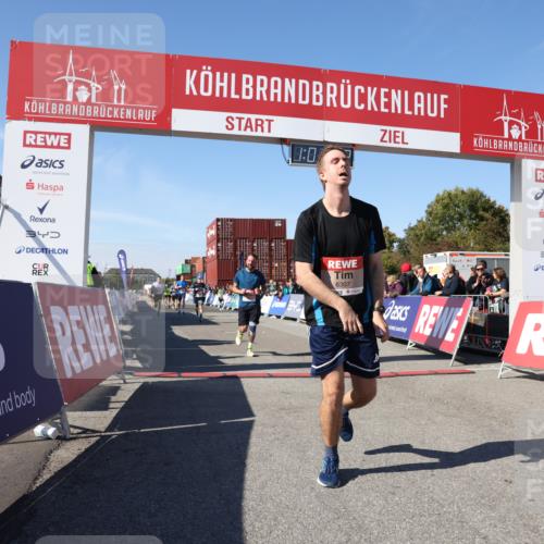 03.10.2025 - Köhlbrandbrückenlauf Lena Gebhardt http://msf.ph/oto/9045700 03.10.2025 13:01:22 Ziel 4199, 4304, 4737, 5915, 6187, 6307, 6775 meine-sportfotos.de