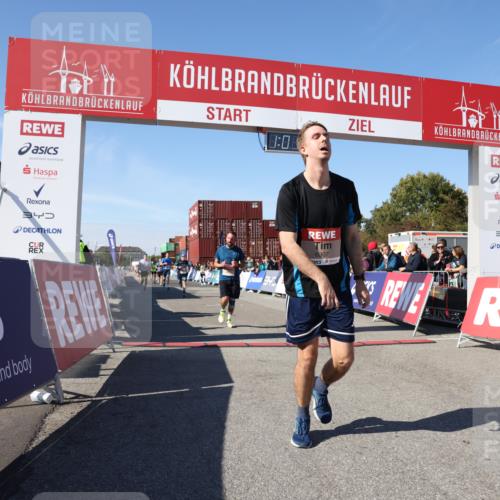 03.10.2025 - Köhlbrandbrückenlauf Lena Gebhardt http://msf.ph/oto/9045705 03.10.2025 13:01:22 Ziel 4199, 4304, 4737, 5915, 6187, 6307, 6775 meine-sportfotos.de