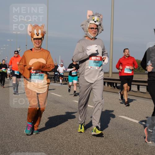 03.10.2025 - Köhlbrandbrückenlauf Fabian Wolf http://msf.ph/oto/9045706 03.10.2025 09:58:01 Position 3 1288, 1289, 2165, 1711 meine-sportfotos.de