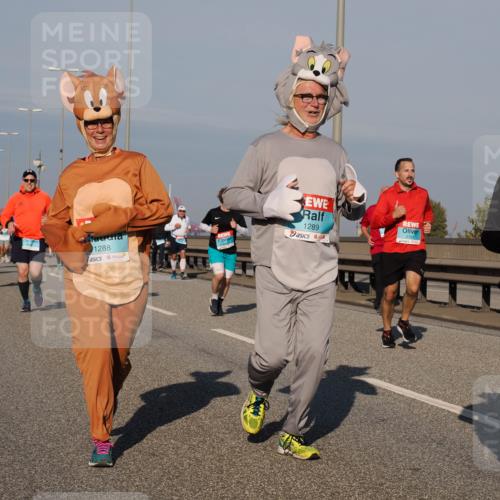 03.10.2025 - Köhlbrandbrückenlauf Fabian Wolf http://msf.ph/oto/9045711 03.10.2025 09:58:01 Position 3 1288, 1289, 2165, 1711 meine-sportfotos.de
