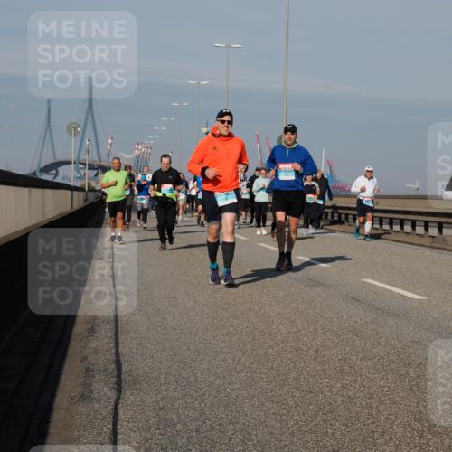 03.10.2025 - Köhlbrandbrückenlauf Fabian Wolf http://msf.ph/oto/9045739 03.10.2025 09:58:03 Position 3  meine-sportfotos.de