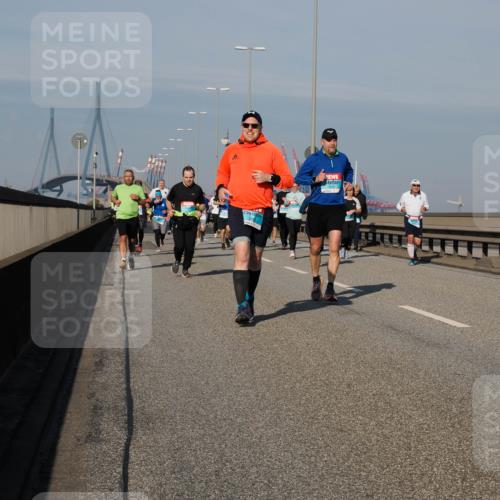03.10.2025 - Köhlbrandbrückenlauf Fabian Wolf http://msf.ph/oto/9045750 03.10.2025 09:58:03 Position 3 1510, 4 meine-sportfotos.de