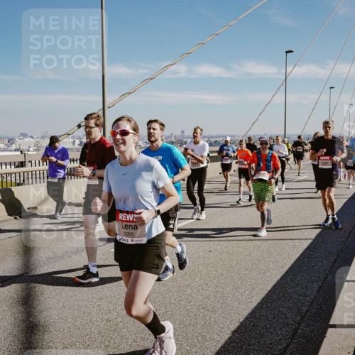03.10.2025 - Köhlbrandbrückenlauf Michael Burmester http://msf.ph/oto/9045797 03.10.2025 12:28:14 Position 1 1441, 20, 6068 meine-sportfotos.de