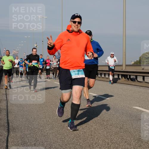 03.10.2025 - Köhlbrandbrückenlauf Fabian Wolf http://msf.ph/oto/9045804 03.10.2025 09:58:05 Position 3 2007 meine-sportfotos.de