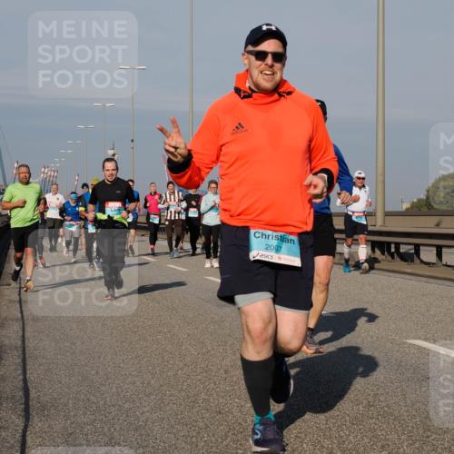 03.10.2025 - Köhlbrandbrückenlauf Fabian Wolf http://msf.ph/oto/9045815 03.10.2025 09:58:05 Position 3 2007 meine-sportfotos.de