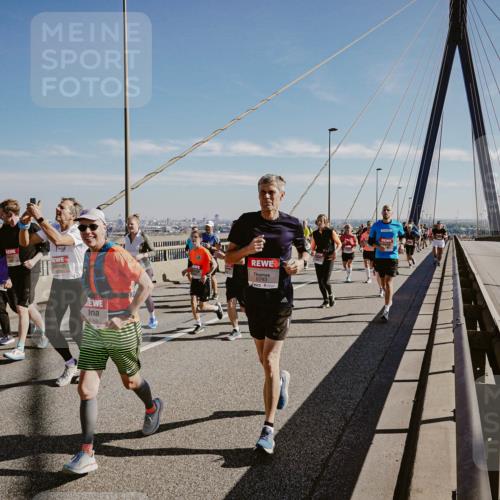 03.10.2025 - Köhlbrandbrückenlauf Michael Burmester http://msf.ph/oto/9045826 03.10.2025 12:28:16 Position 1 6069, 6743 meine-sportfotos.de