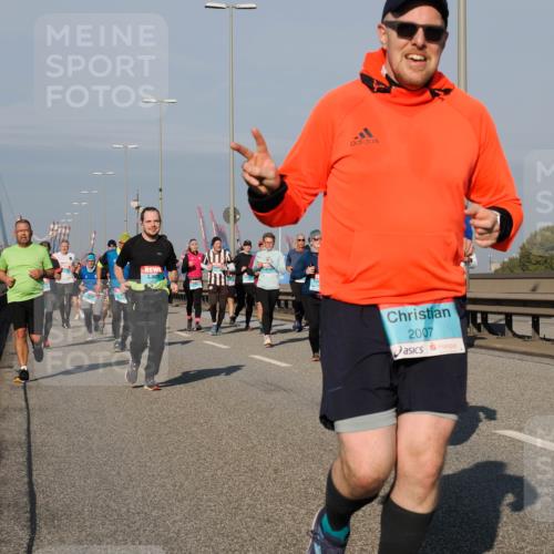03.10.2025 - Köhlbrandbrückenlauf Fabian Wolf http://msf.ph/oto/9045830 03.10.2025 09:58:06 Position 3 2007 meine-sportfotos.de