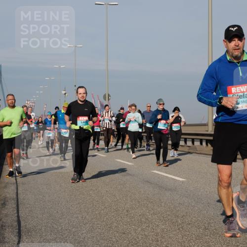 03.10.2025 - Köhlbrandbrückenlauf Fabian Wolf http://msf.ph/oto/9045850 03.10.2025 09:58:07 Position 3 1537, 1510 meine-sportfotos.de