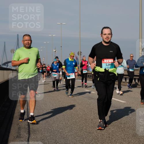 03.10.2025 - Köhlbrandbrückenlauf Fabian Wolf http://msf.ph/oto/9045894 03.10.2025 09:58:09 Position 3 1537, 2079 meine-sportfotos.de