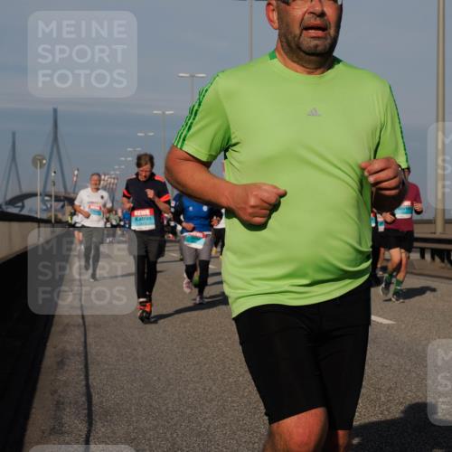 03.10.2025 - Köhlbrandbrückenlauf Fabian Wolf http://msf.ph/oto/9045947 03.10.2025 09:58:10 Position 3  meine-sportfotos.de