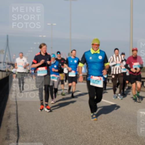 03.10.2025 - Köhlbrandbrückenlauf Fabian Wolf http://msf.ph/oto/9045967 03.10.2025 09:58:11 Position 3  meine-sportfotos.de