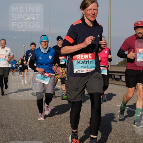 03.10.2025 - Köhlbrandbrückenlauf Fabian Wolf http://msf.ph/oto/9046019 03.10.2025 09:58:13 Position 3 24, 2954, 2813, 957, 2832, 1427 meine-sportfotos.de