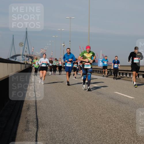 03.10.2025 - Köhlbrandbrückenlauf Fabian Wolf http://msf.ph/oto/9046212 03.10.2025 09:58:22 Position 3 19 meine-sportfotos.de