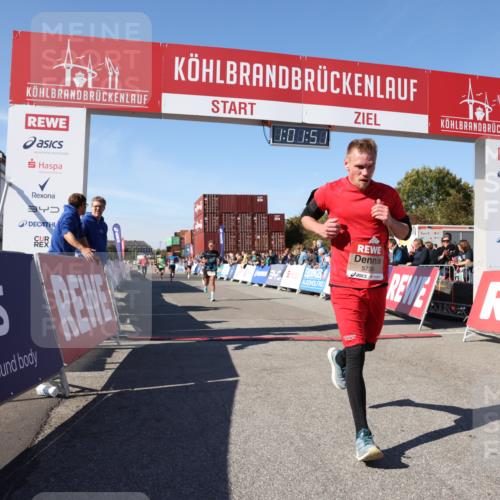 03.10.2025 - Köhlbrandbrückenlauf Lena Gebhardt http://msf.ph/oto/9046228 03.10.2025 13:01:51 Ziel 4162, 4206, 4258, 4543, 5671, 5692, 5718, 5739 meine-sportfotos.de
