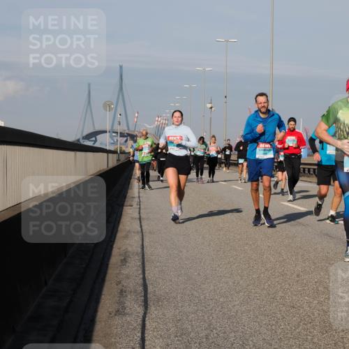 03.10.2025 - Köhlbrandbrückenlauf Fabian Wolf http://msf.ph/oto/9046274 03.10.2025 09:58:24 Position 3 3348 meine-sportfotos.de