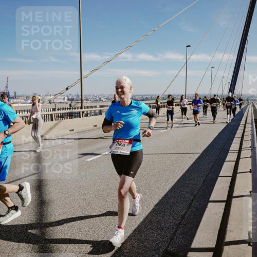 03.10.2025 - Köhlbrandbrückenlauf Michael Burmester http://msf.ph/oto/9046342 03.10.2025 12:28:50 Position 1 6228, 6227 meine-sportfotos.de