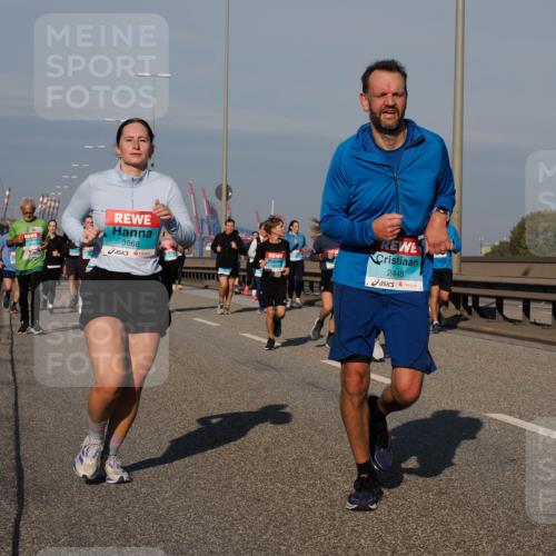 03.10.2025 - Köhlbrandbrückenlauf Fabian Wolf http://msf.ph/oto/9046354 03.10.2025 09:58:27 Position 3 3668, 3219, 2448 meine-sportfotos.de