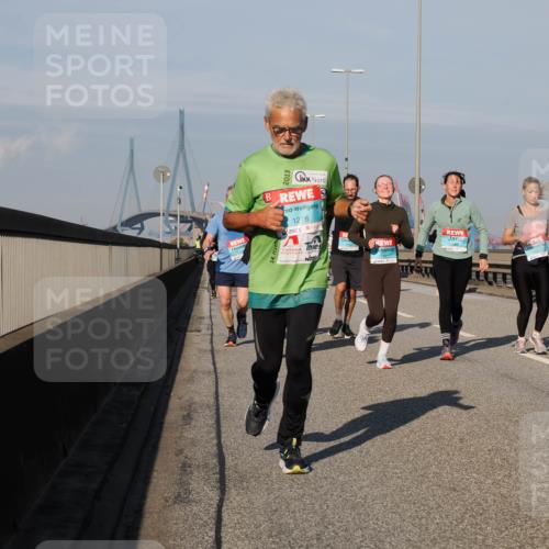 03.10.2025 - Köhlbrandbrückenlauf Fabian Wolf http://msf.ph/oto/9046465 03.10.2025 09:58:32 Position 3 1276 meine-sportfotos.de