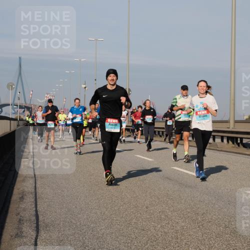 03.10.2025 - Köhlbrandbrückenlauf Fabian Wolf http://msf.ph/oto/9046582 03.10.2025 09:58:39 Position 3 1877, 2276 meine-sportfotos.de