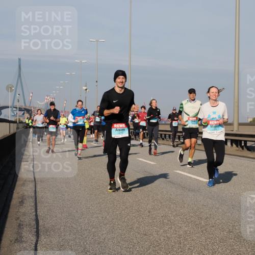 03.10.2025 - Köhlbrandbrückenlauf Fabian Wolf http://msf.ph/oto/9046588 03.10.2025 09:58:39 Position 3 1877, 2276 meine-sportfotos.de
