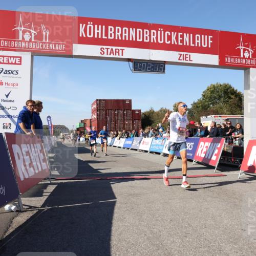 03.10.2025 - Köhlbrandbrückenlauf Lena Gebhardt http://msf.ph/oto/9046641 03.10.2025 13:02:13 Ziel 4109, 4130, 4281, 5617, 5697, 5845, 6032, 6461 meine-sportfotos.de
