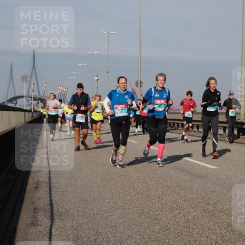 03.10.2025 - Köhlbrandbrückenlauf Fabian Wolf http://msf.ph/oto/9046643 03.10.2025 09:58:42 Position 3 2207 meine-sportfotos.de
