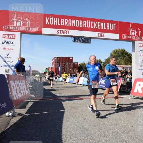 03.10.2025 - Köhlbrandbrückenlauf Lena Gebhardt http://msf.ph/oto/9046714 03.10.2025 13:02:17 Ziel 4109, 4130, 4281, 4492, 4946, 5617, 5697, 5747, 5845, 6492 meine-sportfotos.de