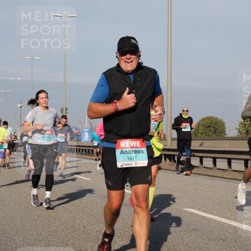 03.10.2025 - Köhlbrandbrückenlauf Fabian Wolf http://msf.ph/oto/9046761 03.10.2025 09:58:47 Position 3 3773, 3, 1471, 1738 meine-sportfotos.de