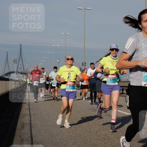 03.10.2025 - Köhlbrandbrückenlauf Fabian Wolf http://msf.ph/oto/9046802 03.10.2025 09:58:49 Position 3 3106, 3107, 3773 meine-sportfotos.de