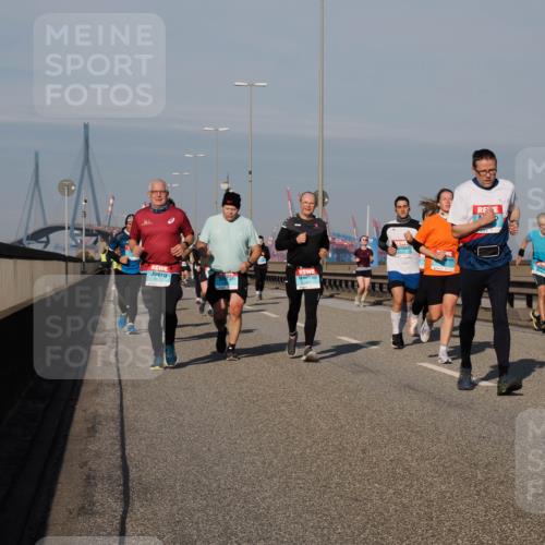 03.10.2025 - Köhlbrandbrückenlauf Fabian Wolf http://msf.ph/oto/9046851 03.10.2025 09:58:52 Position 3 228 meine-sportfotos.de