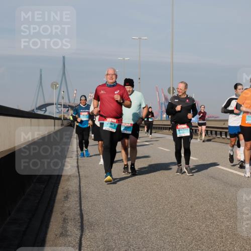 03.10.2025 - Köhlbrandbrückenlauf Fabian Wolf http://msf.ph/oto/9046881 03.10.2025 09:58:53 Position 3 3595, 2825, 1691 meine-sportfotos.de