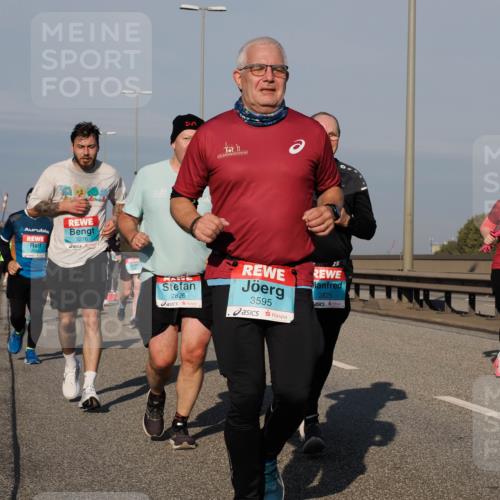 03.10.2025 - Köhlbrandbrückenlauf Fabian Wolf http://msf.ph/oto/9046936 03.10.2025 09:58:55 Position 3 3276, 2826, 3595, 2825, 820, 1591 meine-sportfotos.de